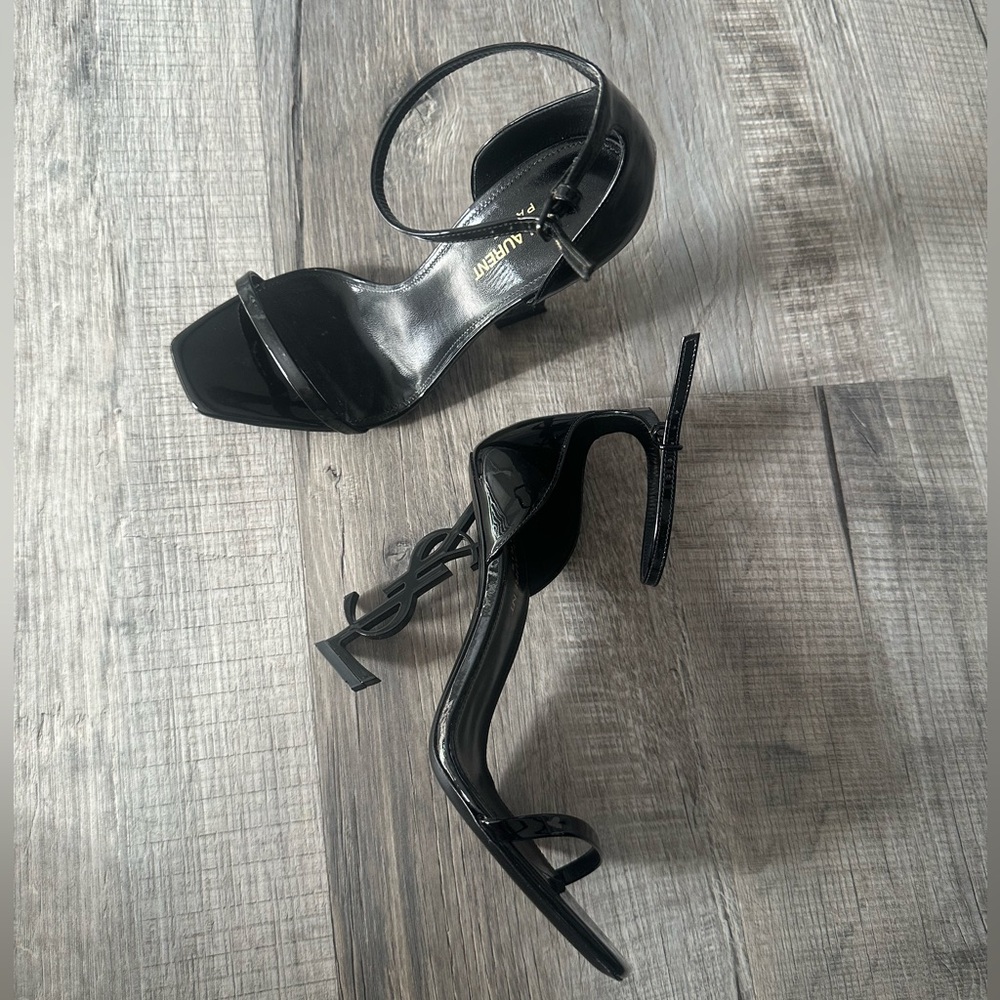 Saint Laurent Black Patent Opyum Logo Sandals with Ankle Strap